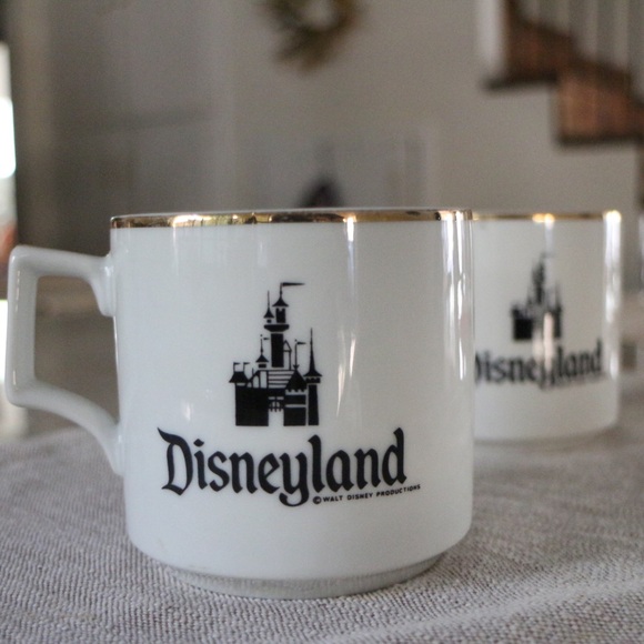 Vintage Disneyland Gold trim Mug Pair - Picture 8 of 8